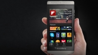 Il BlackBerry Z10 ridisegnato da Porsche Design